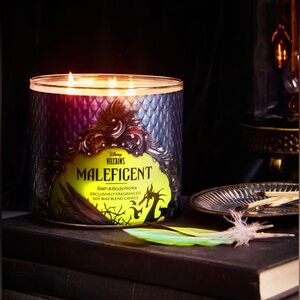 Bath and Body Works Disney Villains 3 wick candle - Maleficent
